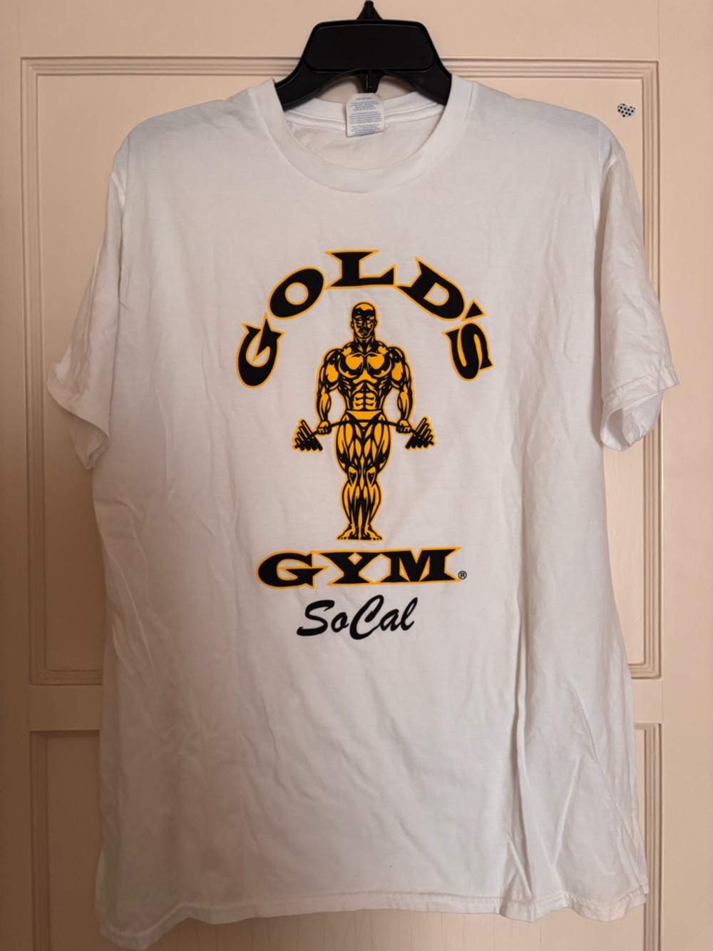 ✨NEW Gold’s Gym SoCal T-Shirt Bodybuilding Mecca Gym Men’s Fitness Tee Unisex